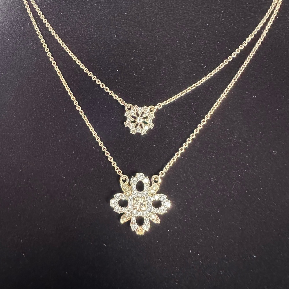 Marchesa 16"+3" extender multi layer necklace